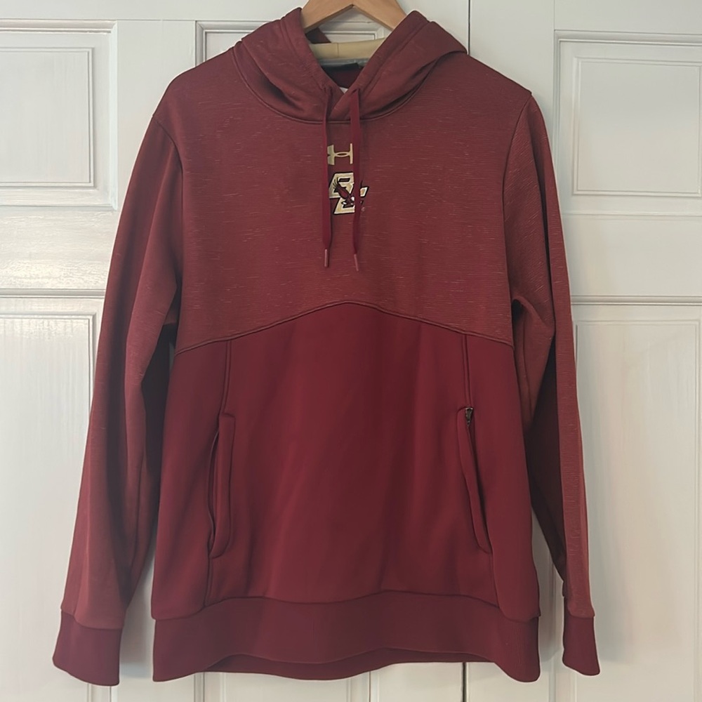 Under Armour Boston College, size M 3/4 zip hoodie w/zip pockets, maroon & gold
